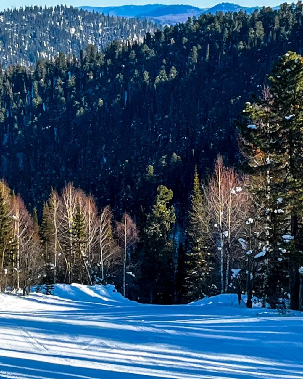 Голубое озеро