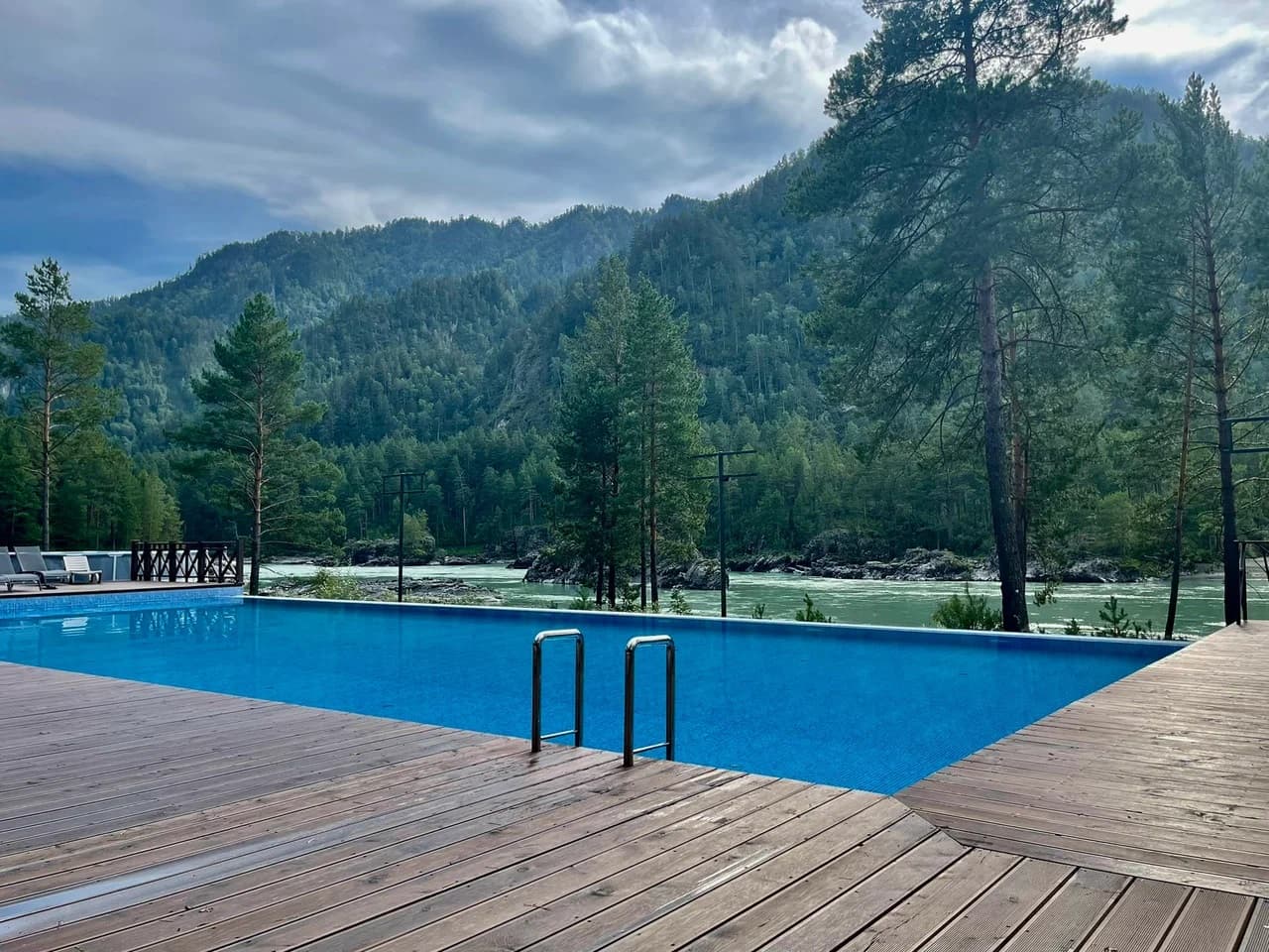 Отель «Кедровый остров»