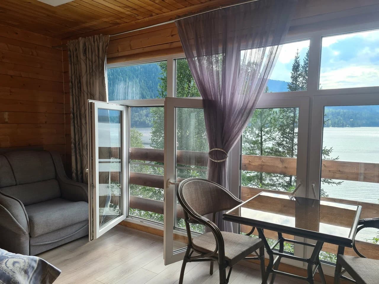 Горное озеро — фото 3