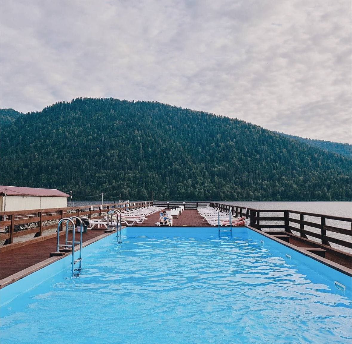 Горное озеро — фото 1