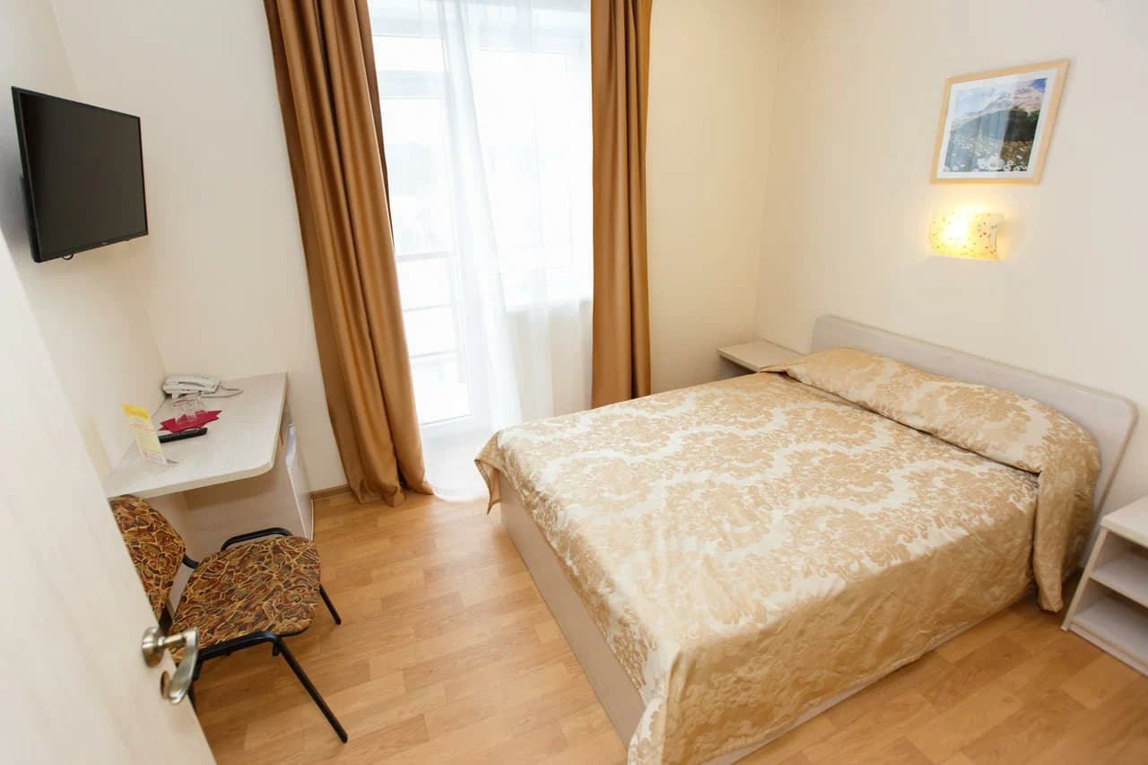 Отель Карелия